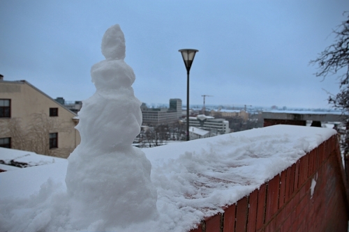 sněhulák na brněnských hradbách